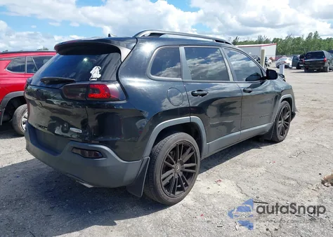 2018 Jeep Cherokee Latitude Plus Fwd z USA, uszkodzony, nr VIN 1C4PJLLX2JD618470